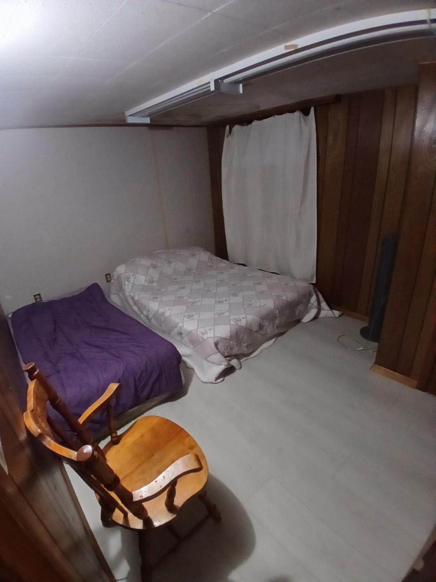 Cozy Apartment With A Spacious Backyard In The Ravine Toronto Zewnętrze zdjęcie